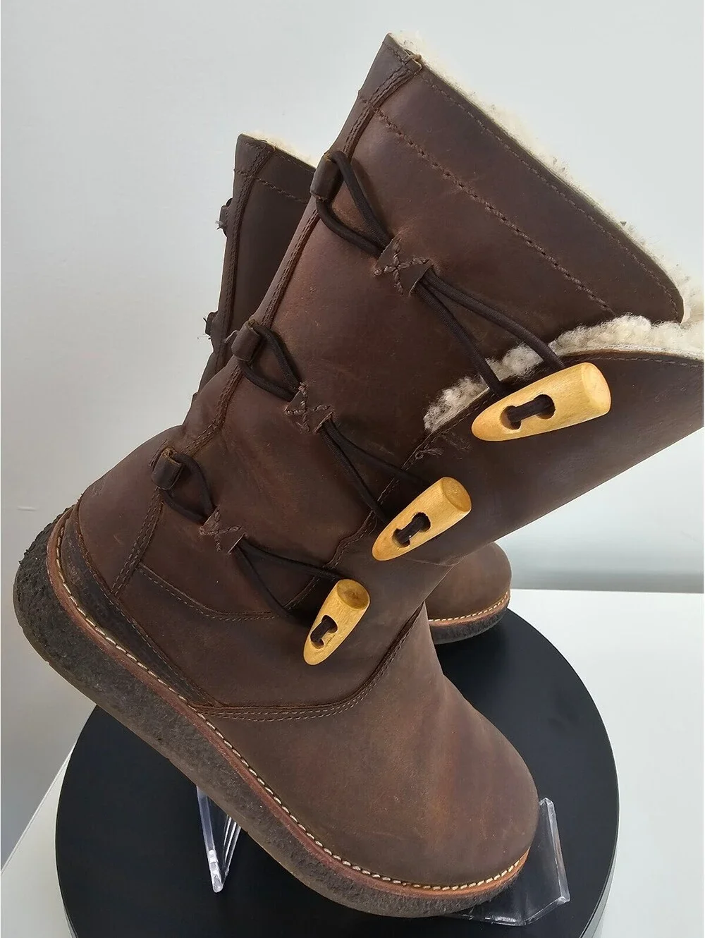 UGG Vintage Brown Leather Shearling Lined Boots with Toggles
